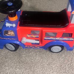 Toddler Car Ride On Toy & Toy Car Garage