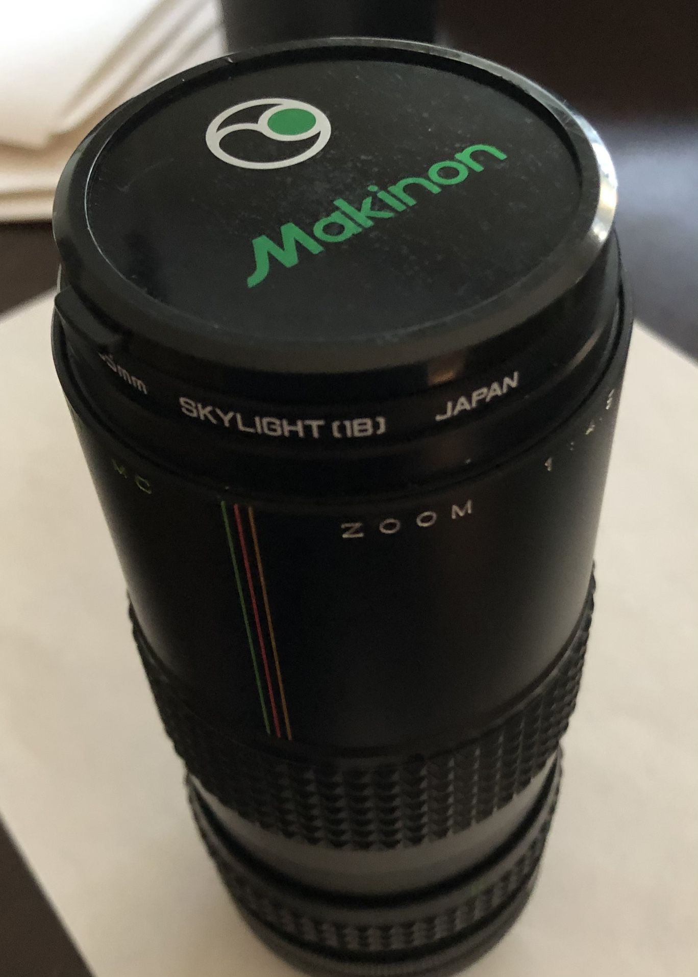 VINTAGE 1979 MAKINON MC Zoom 55 1:4.5 f=80-200mm Lens with Canon adapter and case