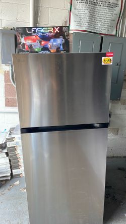 LG refrigerator top and bottom in stainless steel