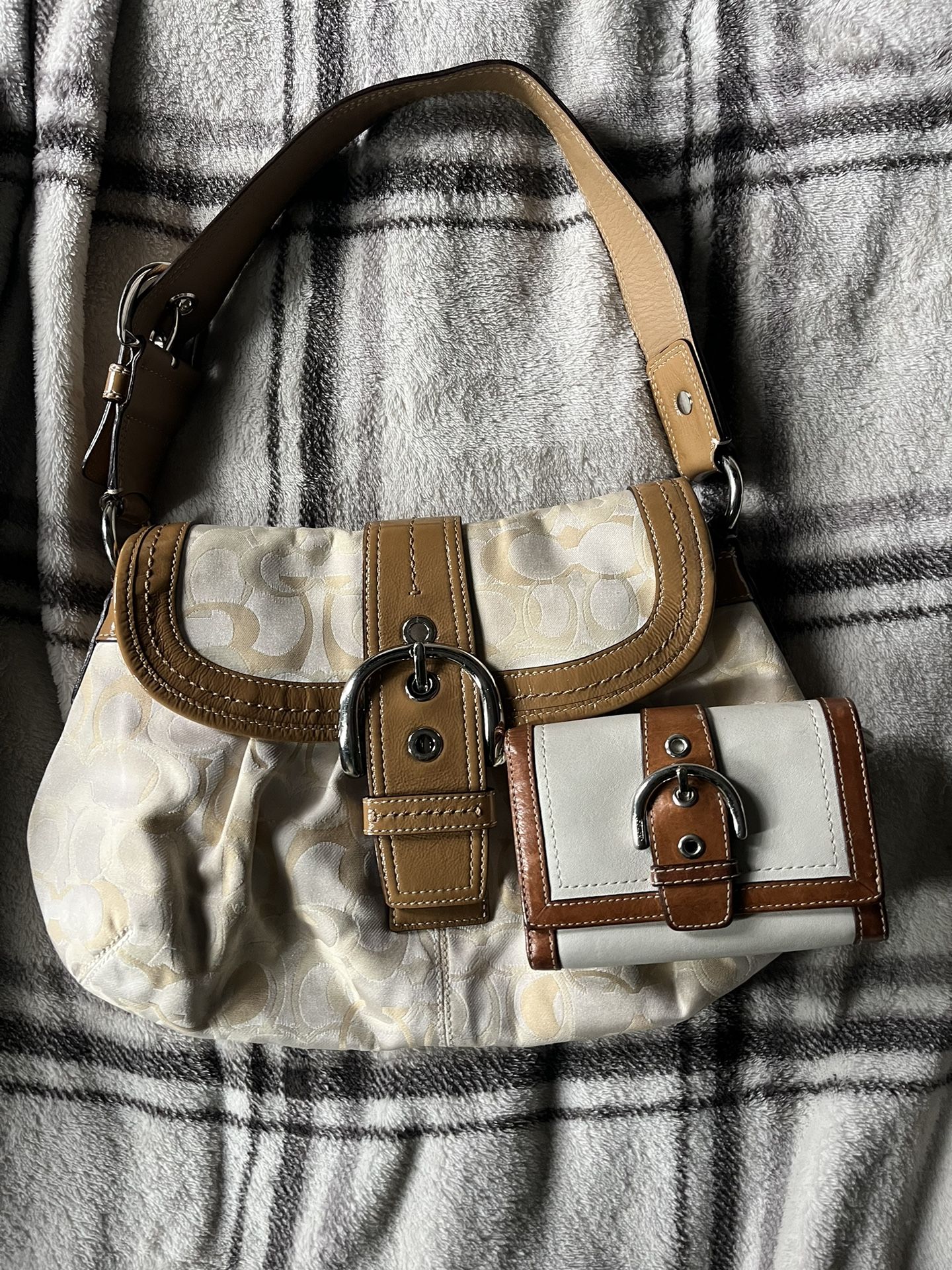 Vintage Coach Purse And Wallet 