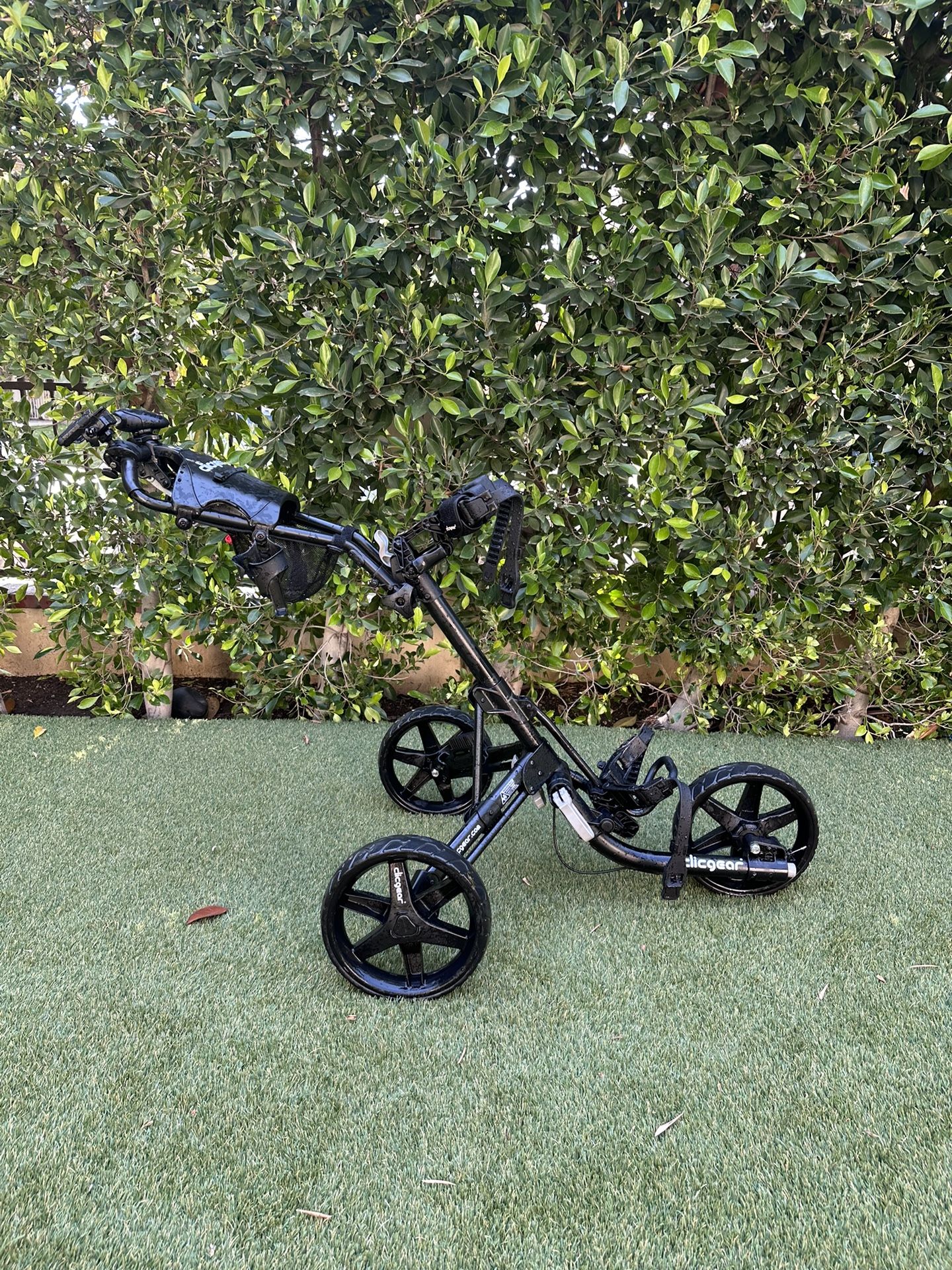 Clicgear 4.0  Golf Push cart With All The Accessories 