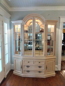 Lexington Brand- China Cabinet