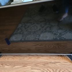 40" LG TV