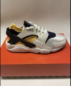 Men's Nike Air Huarache Size 10.5 Varsity Maize Michigan Blue New with Box