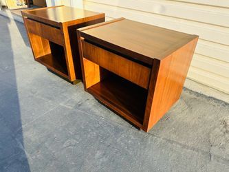Mid century nightstands by Lane