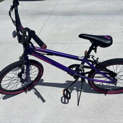 Girls Mongoose Bicycle 20”