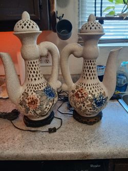 Vintage porcelain tea pot lamps