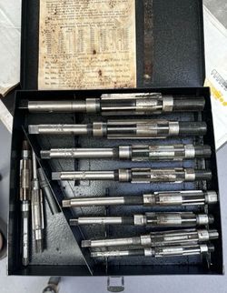 KD Tools Adjustable Reamer Set with Pilots – Vintage Machinist Tool –Metal Case