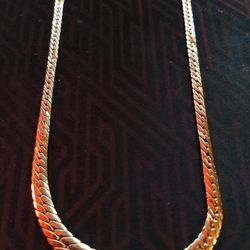 14k Gold Serpentine Style Necklace 
