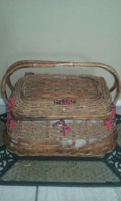 Picnic basket, original