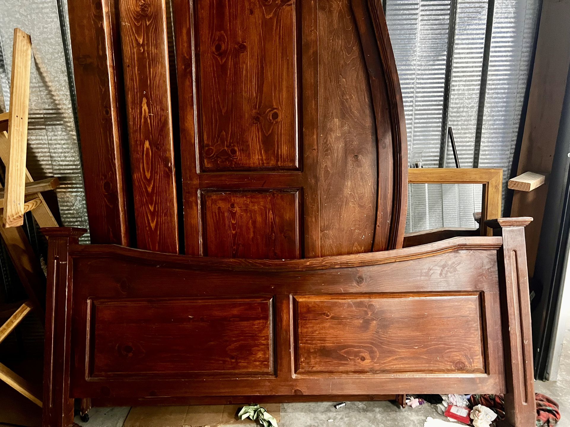 Free!! Bed frame and Mirror