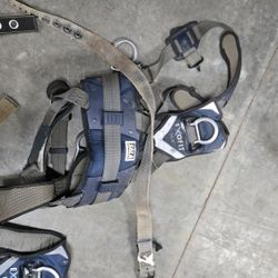 Construction Safety Harnesses 