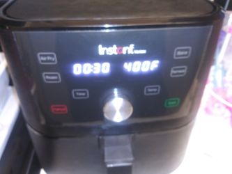 Air Fryer ( Instant Vortex )