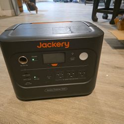 Jackery 1000