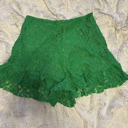 Womens Zara Green floral Lace crochet ruffle hem short Shorts hot pants Size S