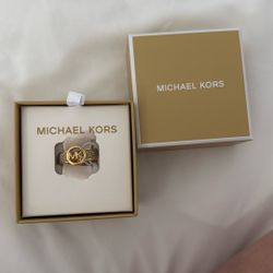 Michael Kors Ring Size 8 