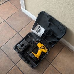 DeWalt Drill Case Charger Battery 
