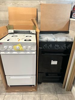 New in box 20” and 24” Gas stove white and black
