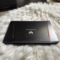 Acer Predator Helios 300 | i7 GTX 1060 | 16GB RAM | 256GB SSD