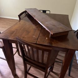 Table with 2 Chairs 