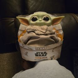 Star Wars: The Mandalorian ~ 11" THE CHILD (BABY YODA) PLUSH TOY ~ Mattel