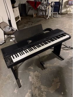 Yamaha Clavinora p-100