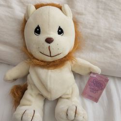 Precious Moments Tender Tails Lion 8"