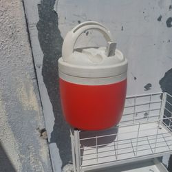 Igloo 1 Gallon Water Cooler Jug