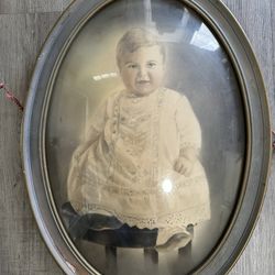 Antique Photograph Oval Shape With Bubble Glass 22” X 16”