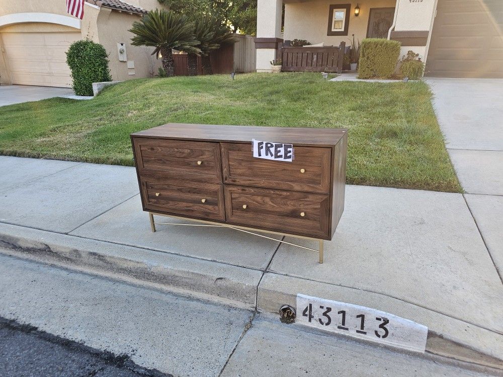 Free Dresser