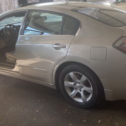 2019 Altima (sunroof)