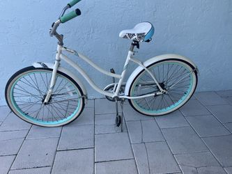 Huffy Cranbrook 26” Women’s Cruiser