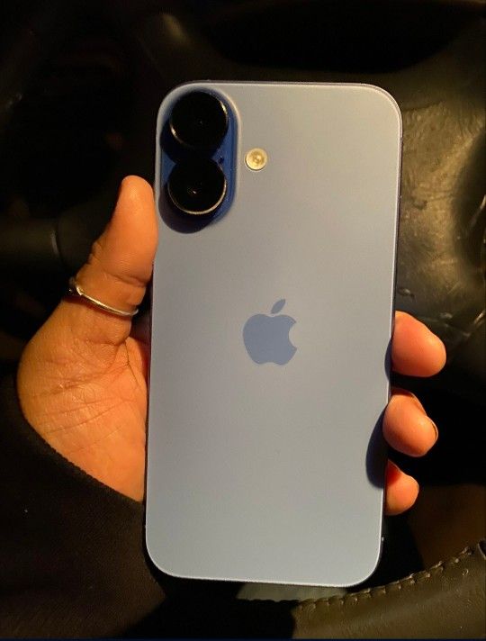 iPhone 16 128gb