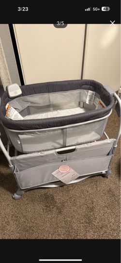 Bassinet with mattress