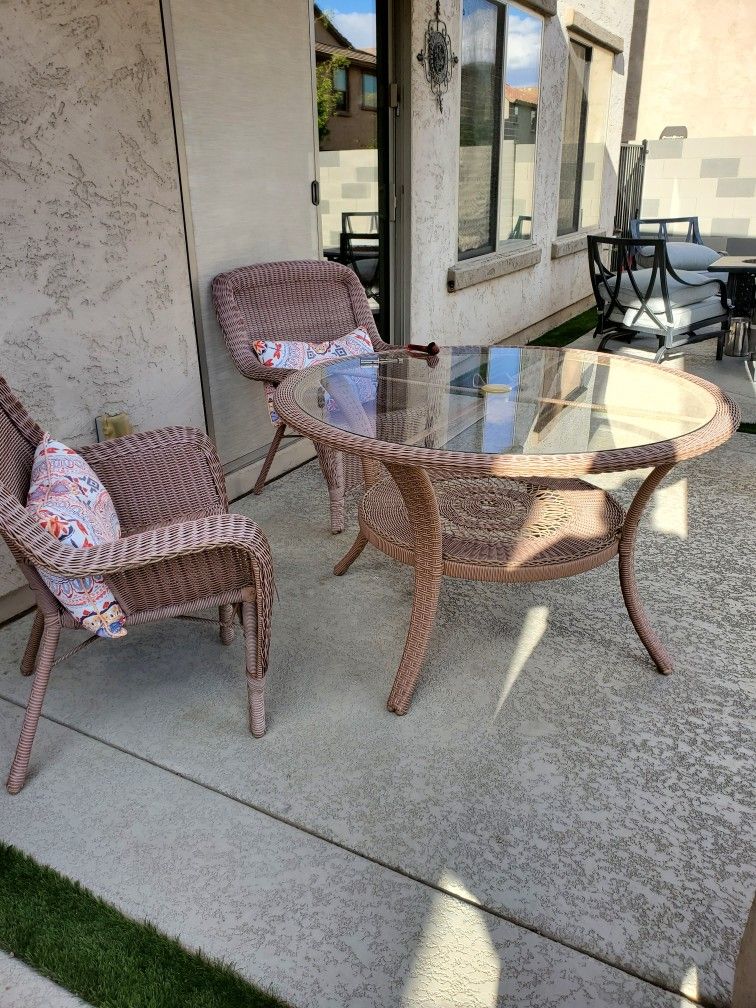 Wicker Furniture / Hampton Bay / Outdoor Furniture / Patio Set ****See Other Listings *****