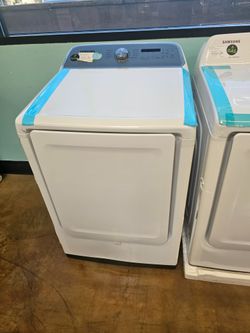 Samsung electric dryer 220 V white color 