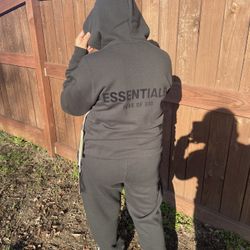 Essential Hoodies & Sweatpants