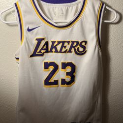 Kids Medium Lebron Jersey Size Medium