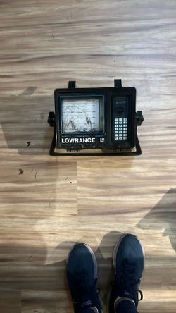 Lowrance X-16 Sonar