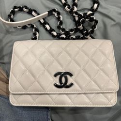 Chanel Caviar Quilted My Everything Wallet On Chain WOC White