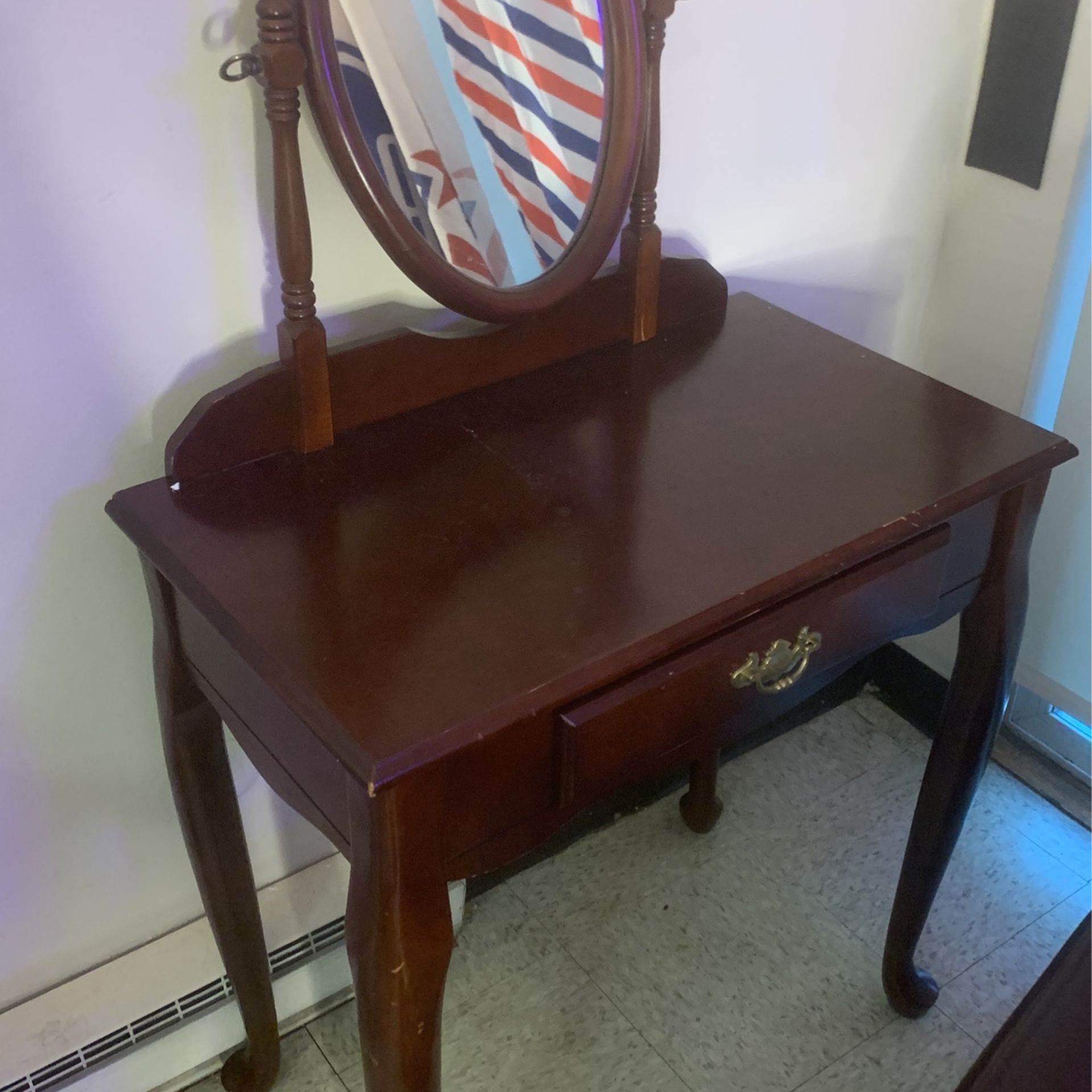 Vanity Mirror Desk