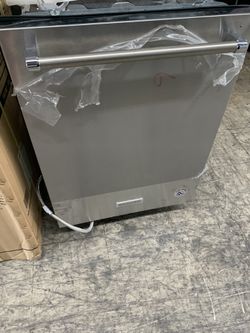 Kitchen aid dishwasher in stainless steel new open box