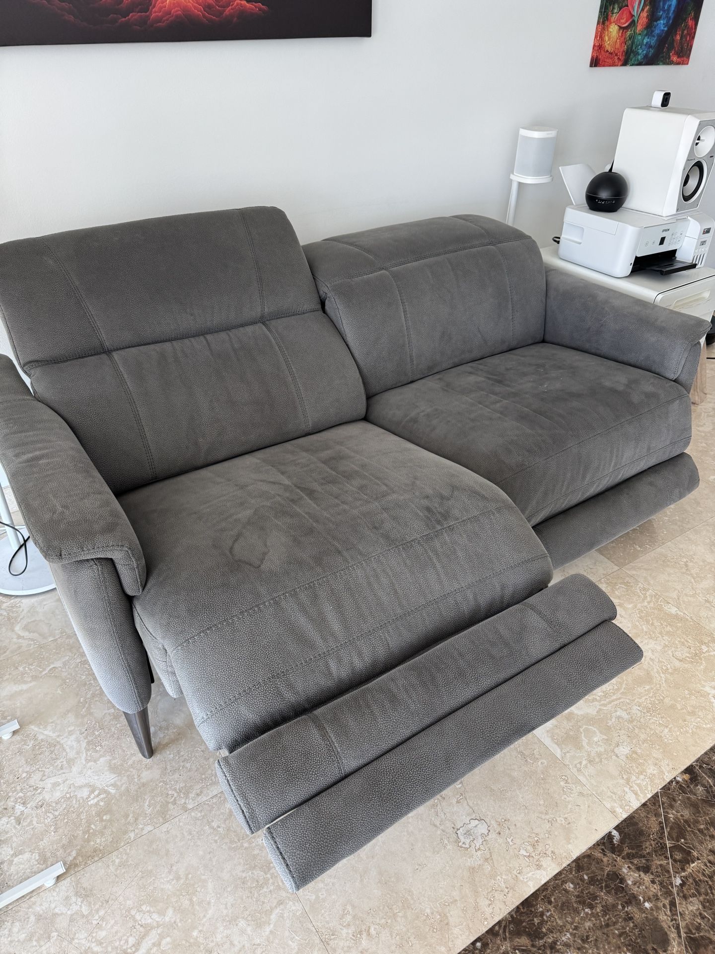 Electric recliner sofa