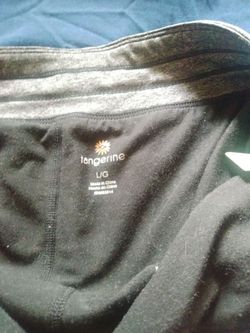 Tangerine Black Athletic Top Size Large