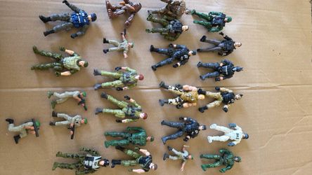 Vintage Chap Mei Military Soldiers Action Figures Lot of 24