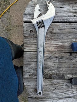 Crescent 18-Inch Adjustable Wrench