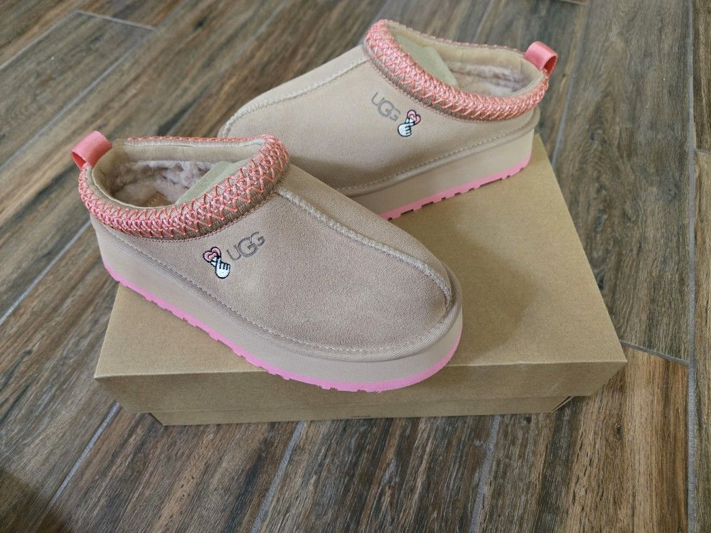 Ugg Tazz Love Size 5