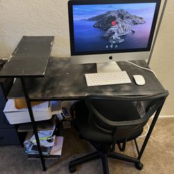 IMAC DESKTOP COMPUTER WITH FREE DESK AND CHAIR
