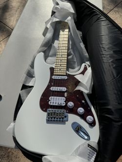 New Indio Cali Dlx White W Soft Case