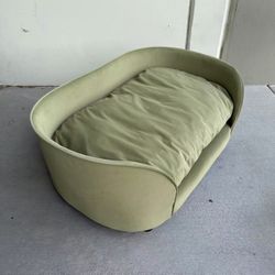 NEW Pet Bed